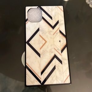 Iphone 11 square geometric case